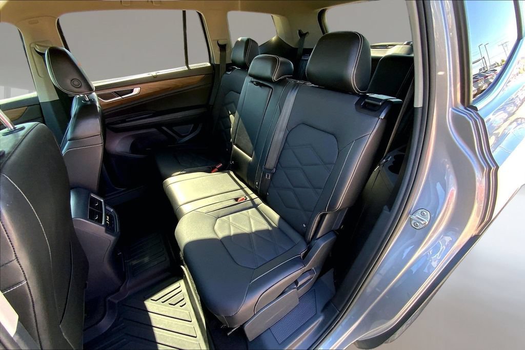 Used 2024 Volkswagen Atlas SE FWD image 24