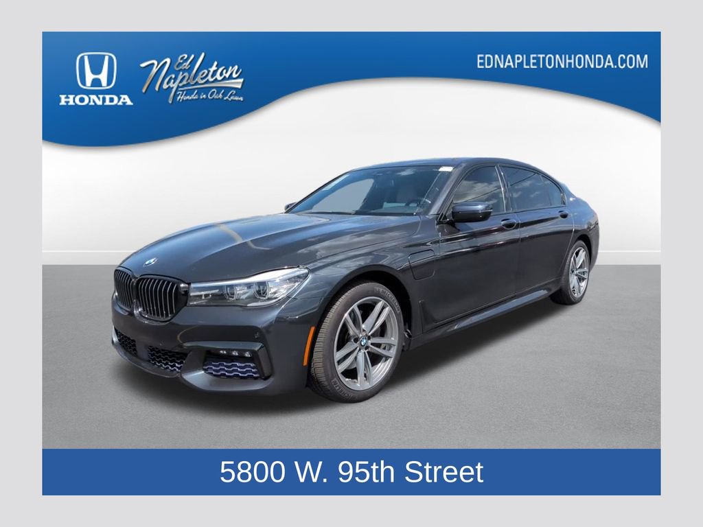 Used 2018 BMW 740e xDrive AWD/4WD image 1