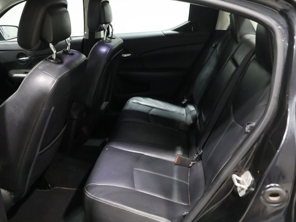 Used 2010 Dodge Avenger R/T image 18