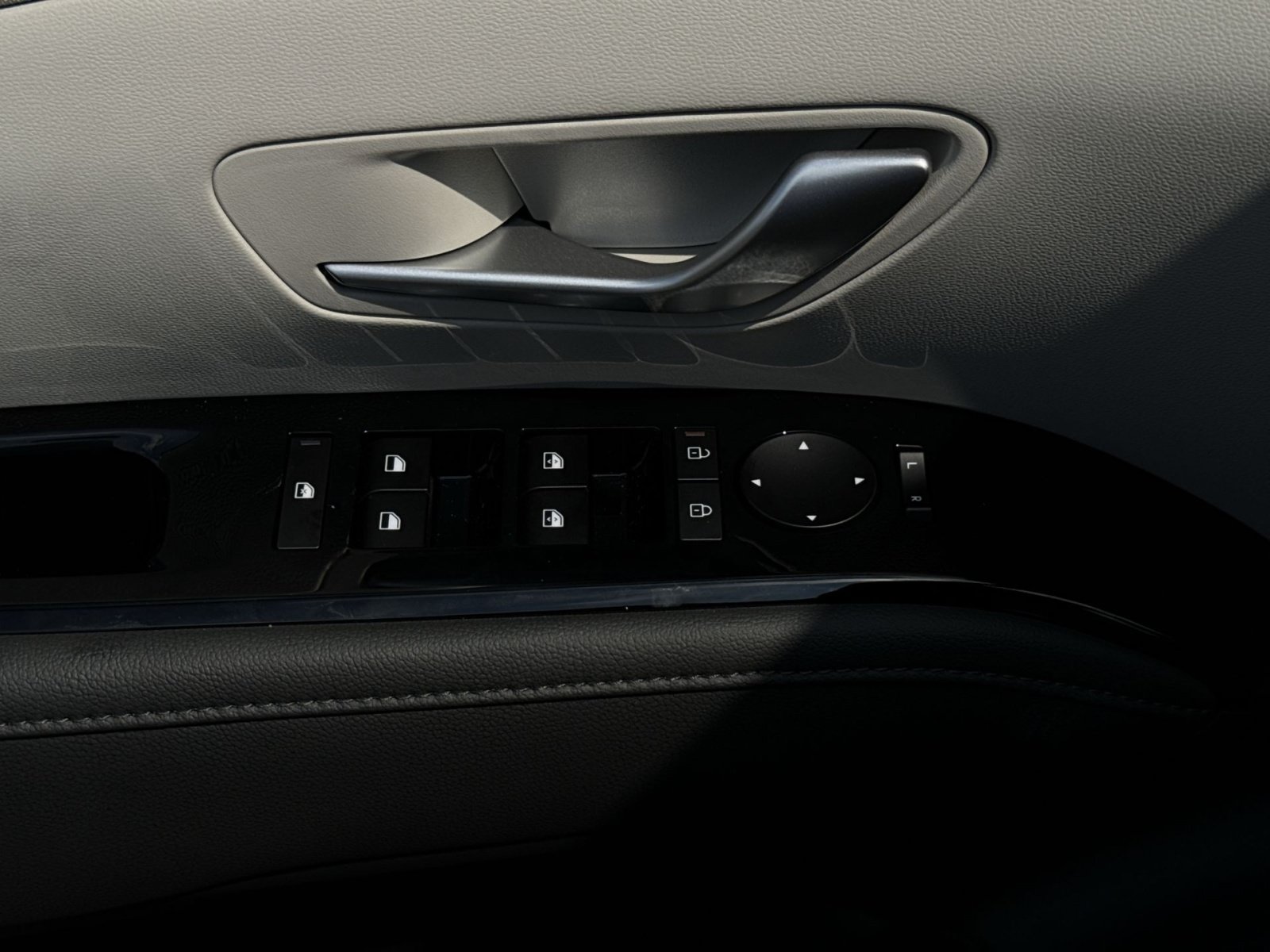 New 2026 Hyundai Tucson Limited AWD/4WD image 14