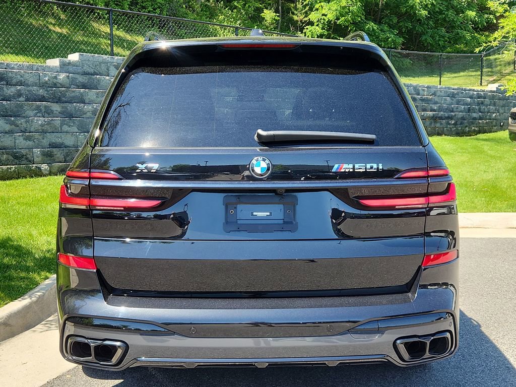Used 2024 BMW X7 M60i w/ Executive Package AWD/4WD image 7