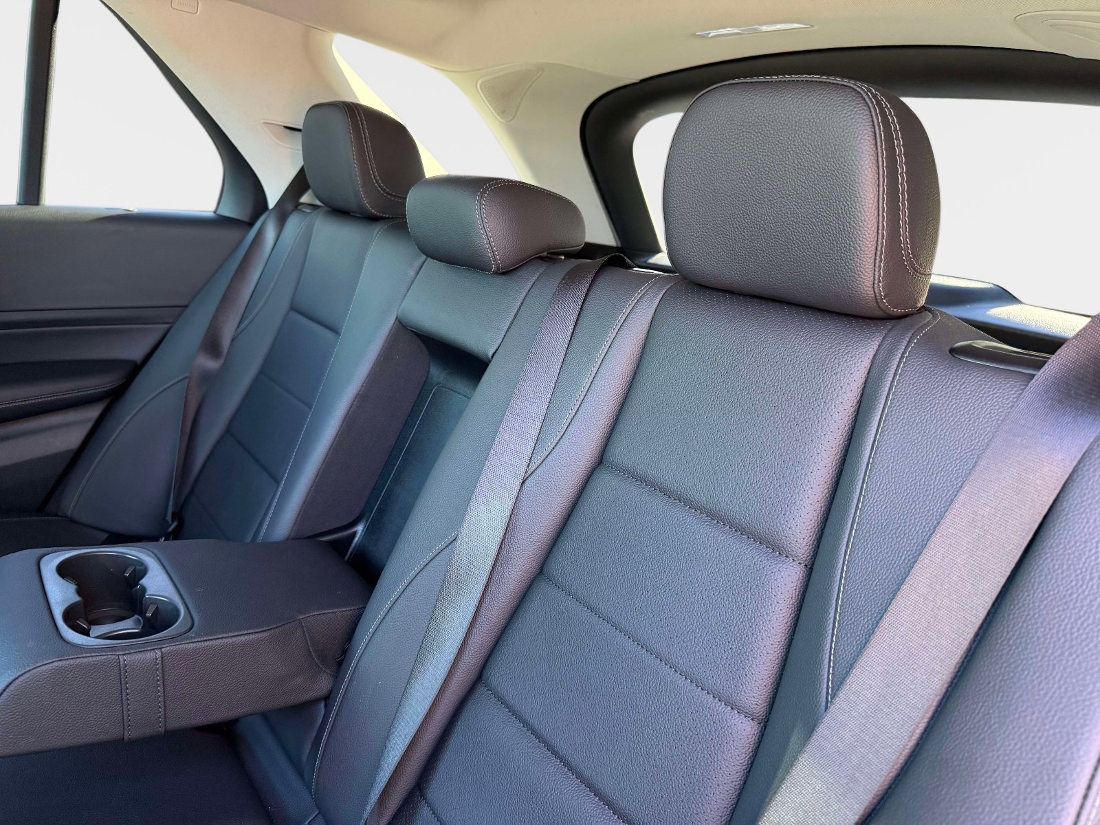 Used 2024 Mercedes-Benz GLE 350 4MATIC image 29