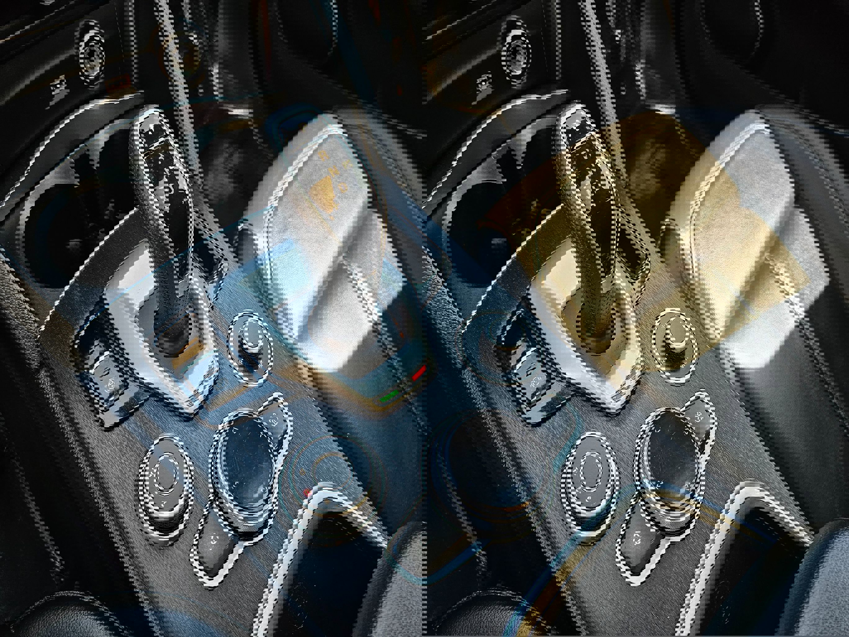 Used 2021 Alfa Romeo Stelvio Sprint w/ Nero Edizione image 34