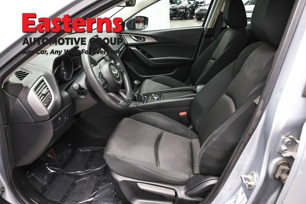 Used 2017 MAZDA MAZDA3 Sport FWD image 13
