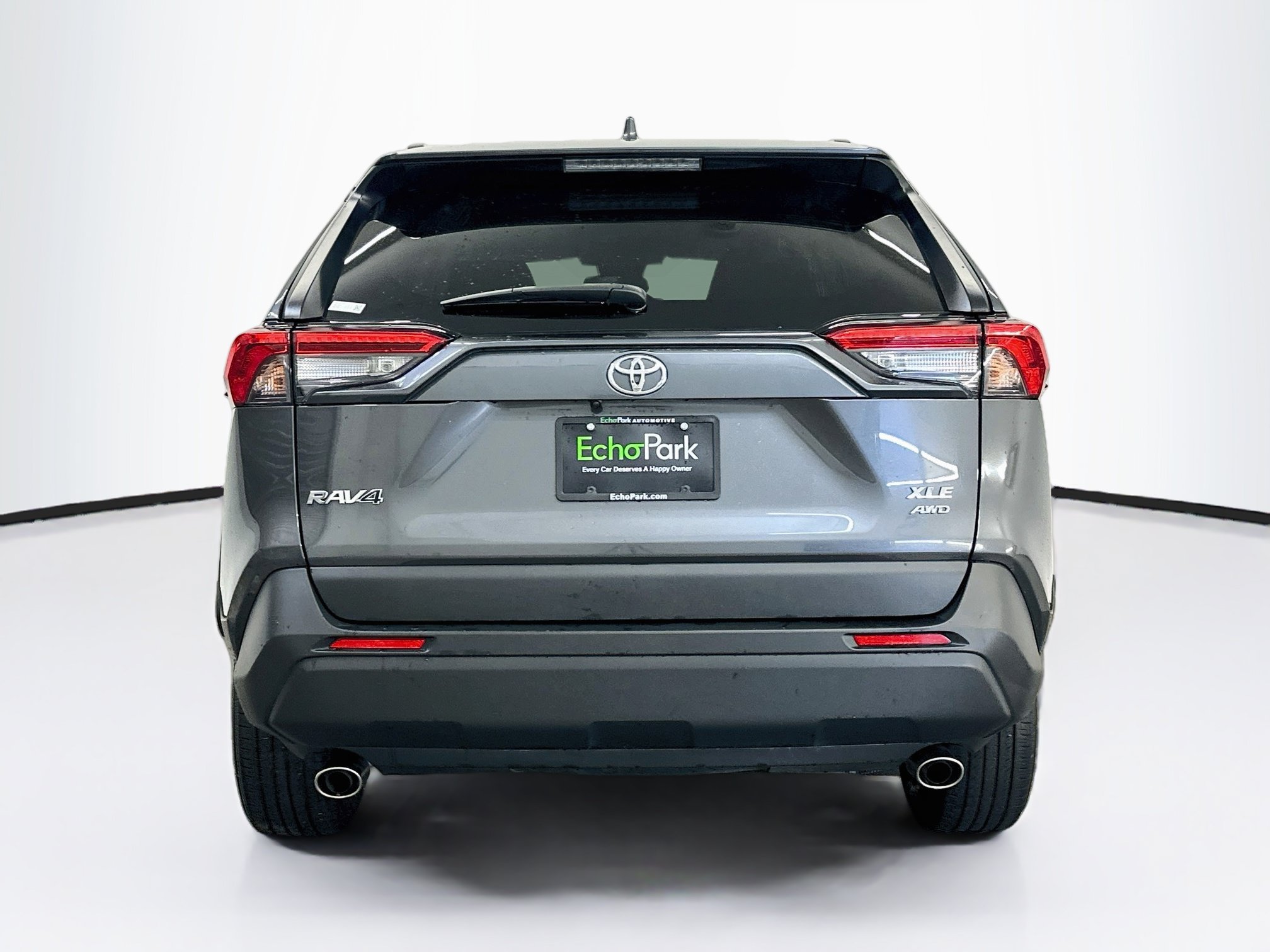 Used 2025 Toyota RAV4 XLE AWD/4WD image 7