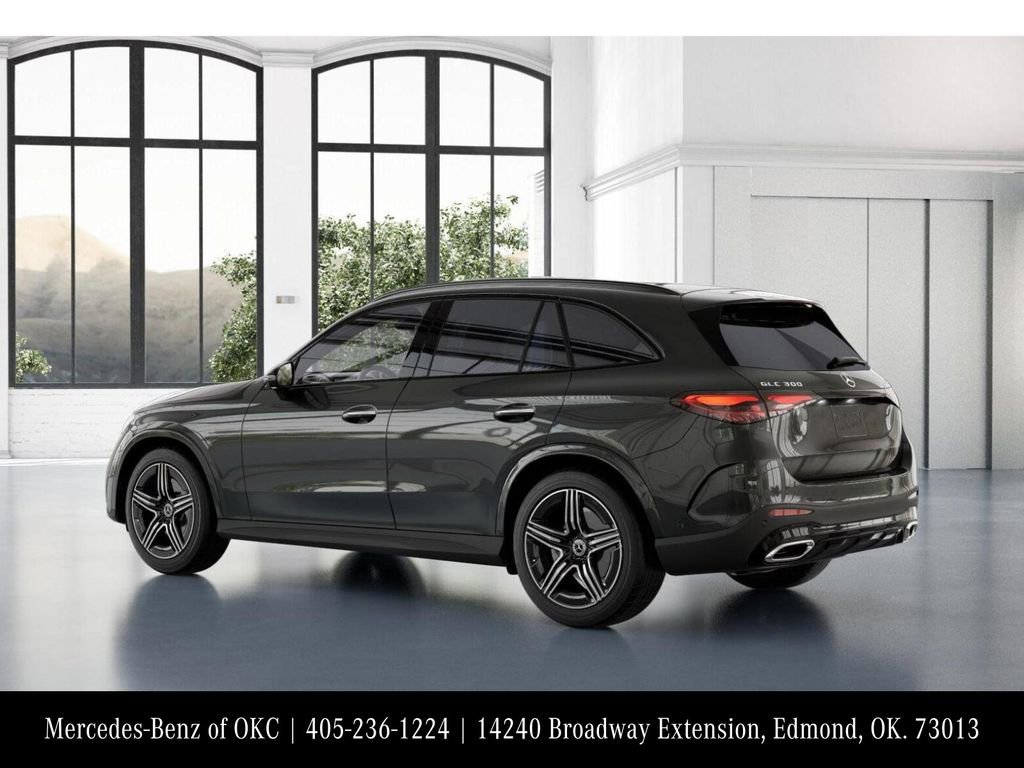 Used 2026 Mercedes-Benz GLC 300 4MATIC image 30