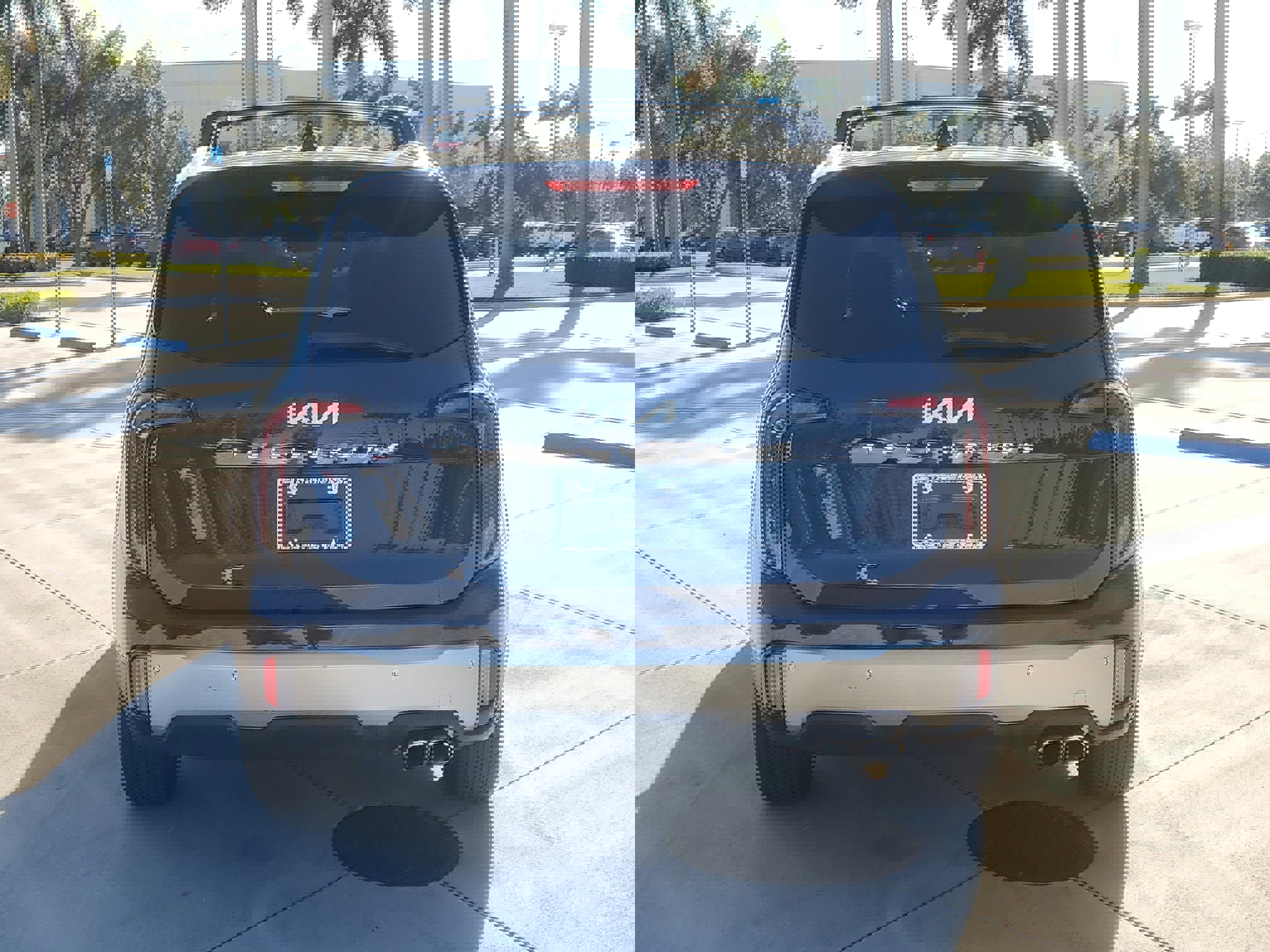 Used 2023 Kia Telluride SX image 9