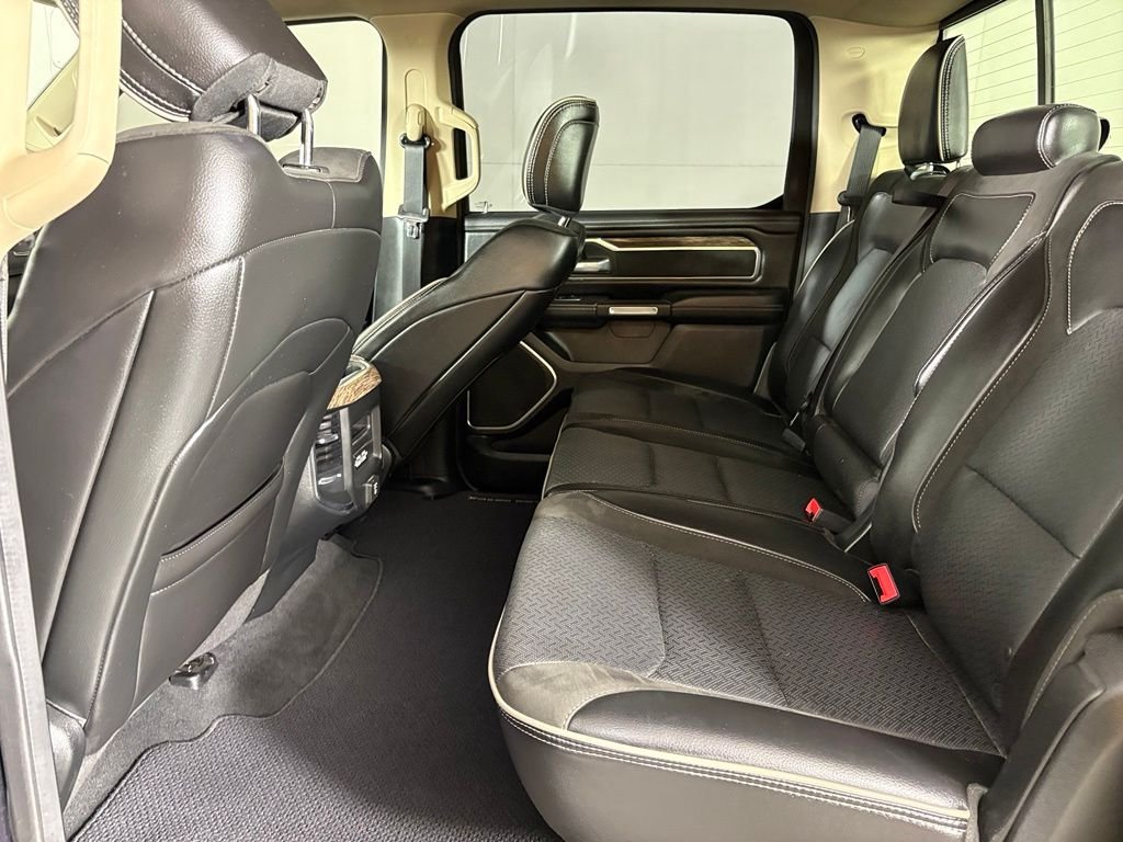 Used 2019 RAM 1500 Laramie AWD/4WD image 38