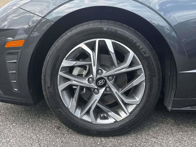 Certified 2023 Hyundai Sonata SEL w/ Convenience Package FWD image 9
