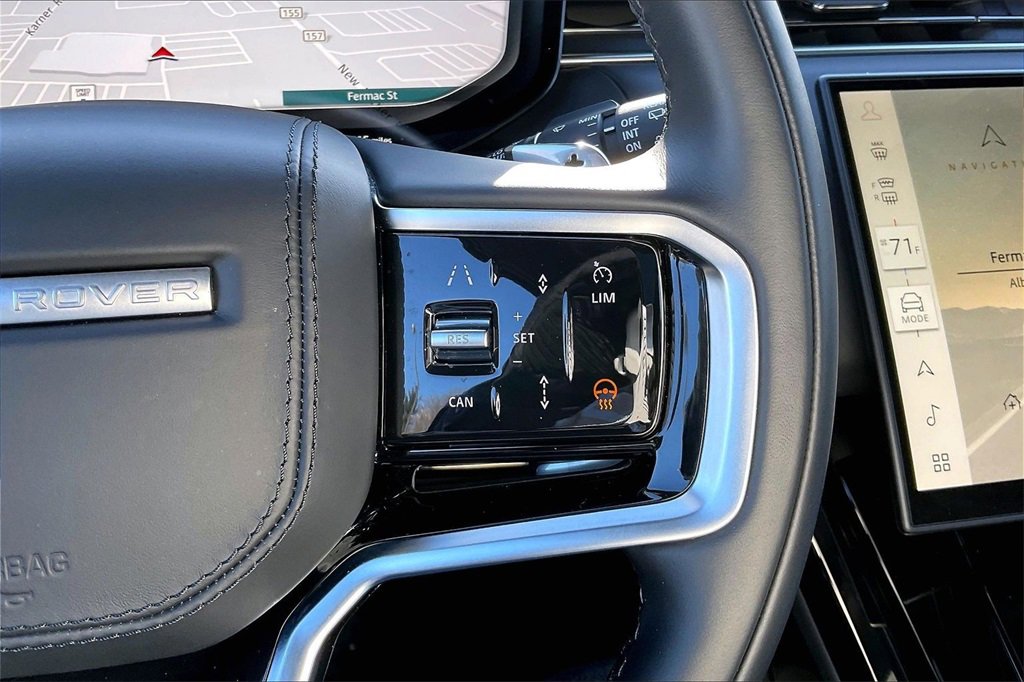 Certified 2025 Land Rover Range Rover Sport SE image 12