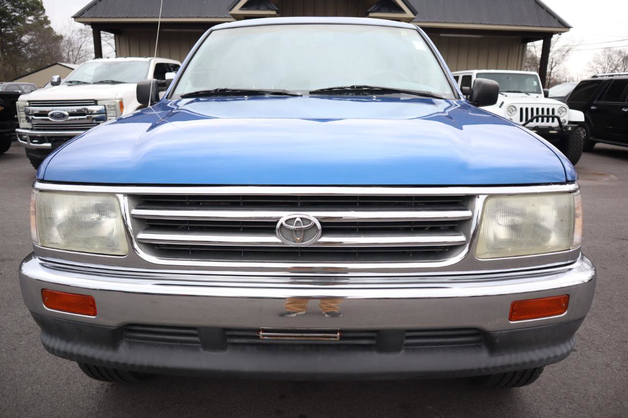 Used 1996 Toyota T100 DX image 2