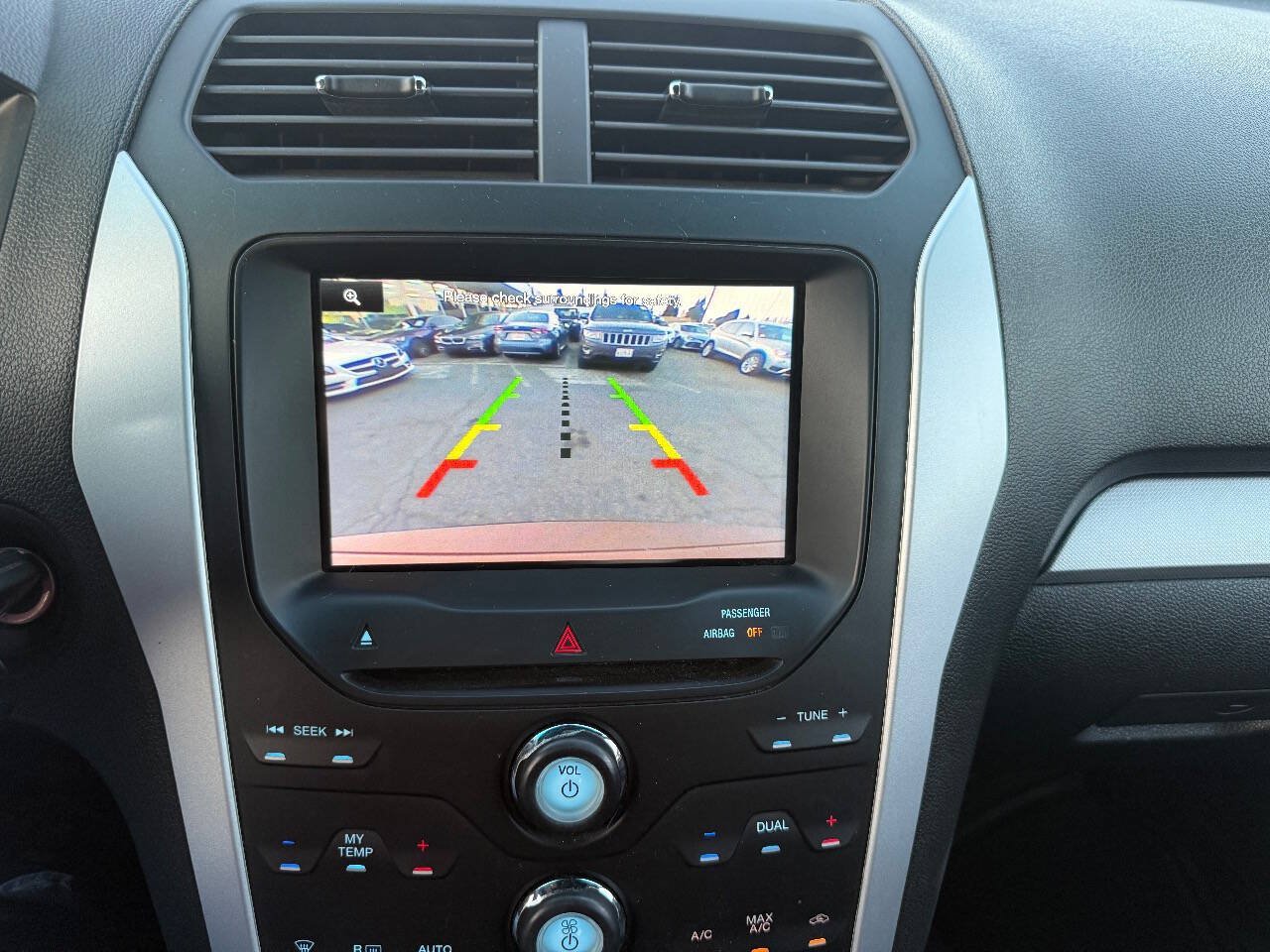 Used 2012 Ford Explorer XLT AWD/4WD image 22