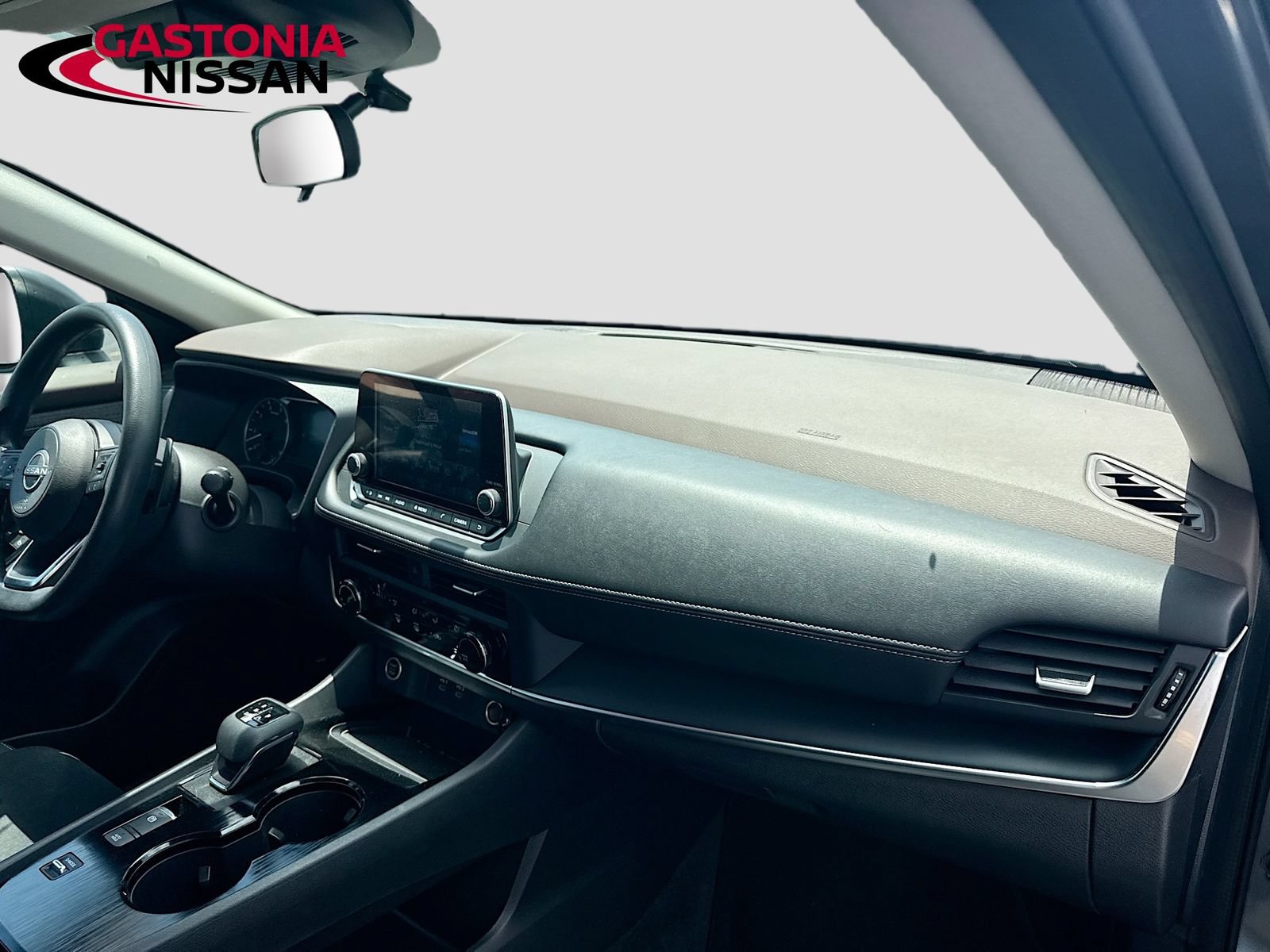 Used 2023 Nissan Rogue S FWD image 37