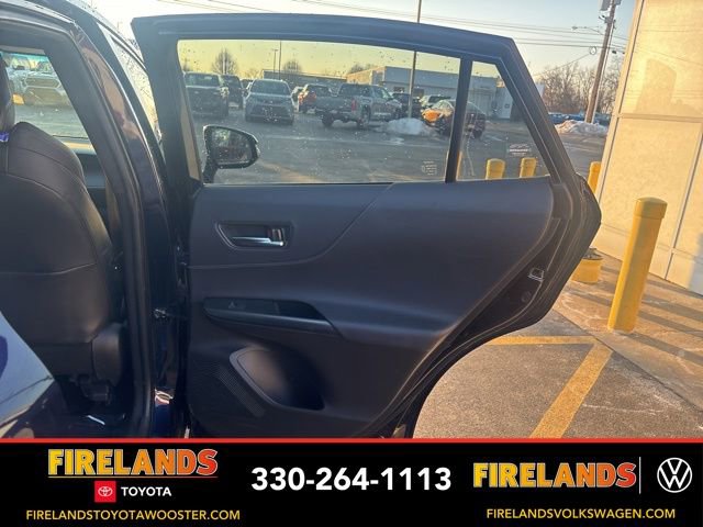 Used 2023 Toyota Venza Limited image 37