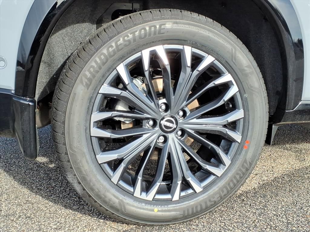 New 2026 Nissan Rogue Platinum w/ Platinum Premium Package image 6