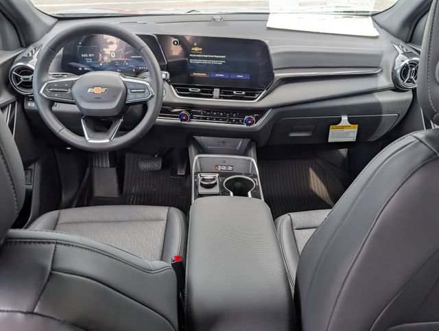 New 2026 Chevrolet Equinox LT w/ Convenience Package II FWD image 5