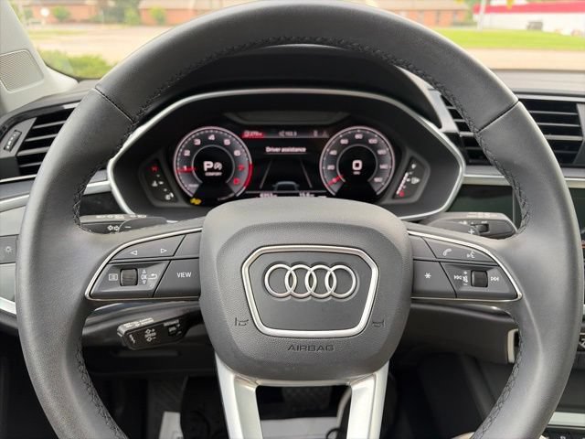 Used 2025 Audi Q3 2.0T Premium Plus AWD/4WD image 12
