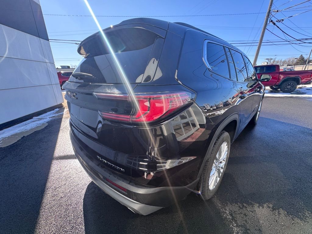 Used 2024 GMC Acadia Elevation FWD image 5