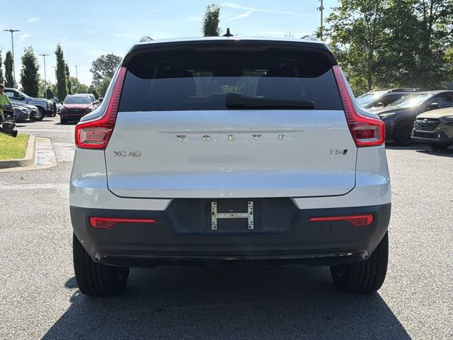 Used 2021 Volvo XC40 T5 R-Design w/ Advanced Package AWD/4WD image 4