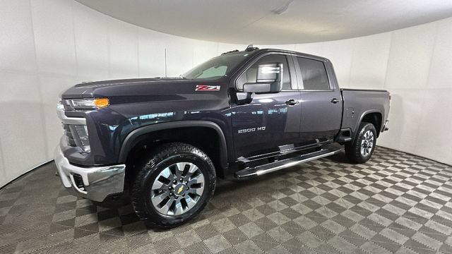 Used 2024 Chevrolet Silverado 2500 LT w/ All Star Edition AWD/4WD image 6
