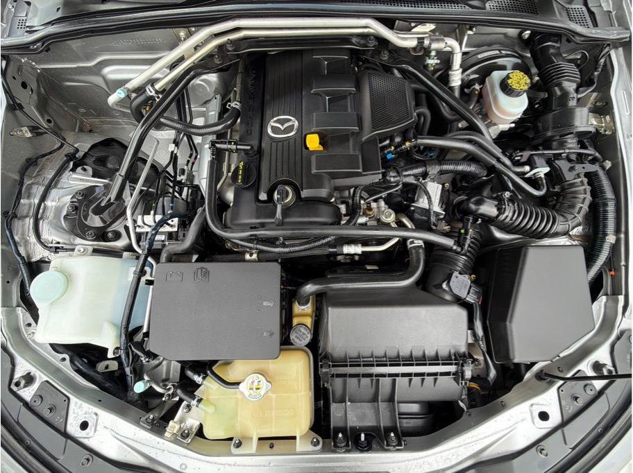 Used 2012 MAZDA MX-5 Miata Grand Touring w/ Premium Pkg RWD image 29