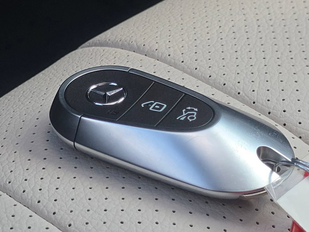 New 2027 Mercedes-Benz E 350 4MATIC Sedan image 38