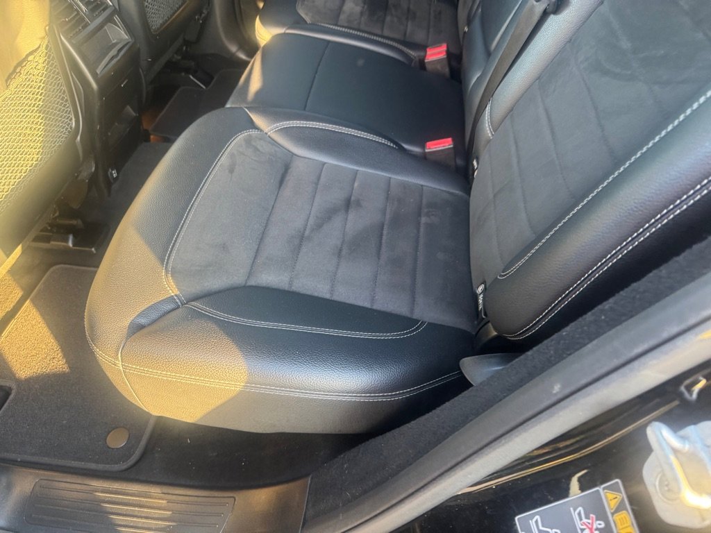 Used 2018 Toyota Highlander SE image 33