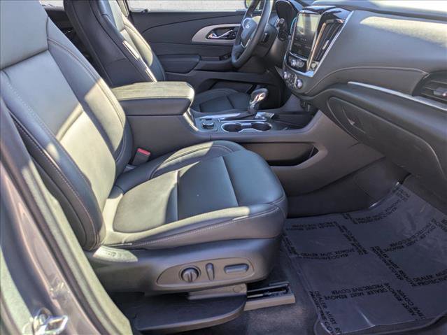 Used 2023 Chevrolet Traverse LT image 19