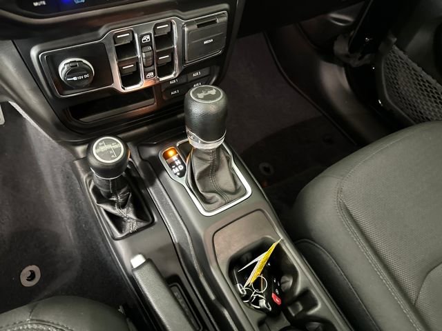 Used 2023 Jeep Wrangler Unlimited image 20