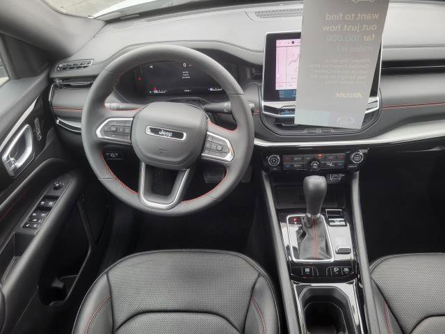 Used 2024 Jeep Compass Trailhawk w/ Trailhawk Elite Group image 29