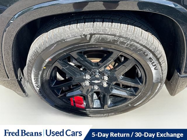 Used 2021 Chevrolet Traverse Premier w/ Redline Edition AWD/4WD image 40