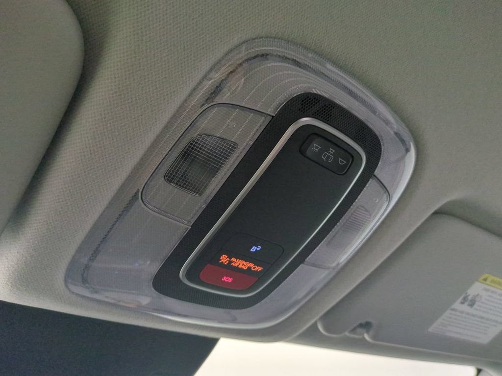 Used 2025 Hyundai Kona SEL FWD image 24