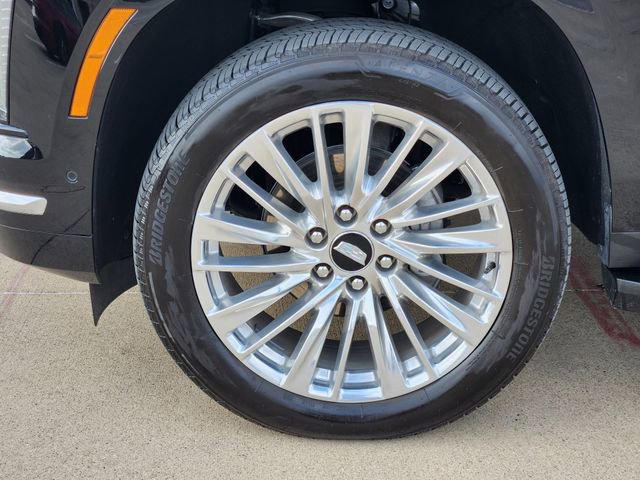 Used 2025 Cadillac Escalade ESV Premium Luxury w/ LPO, Floor Liner Package AWD/4WD image 17