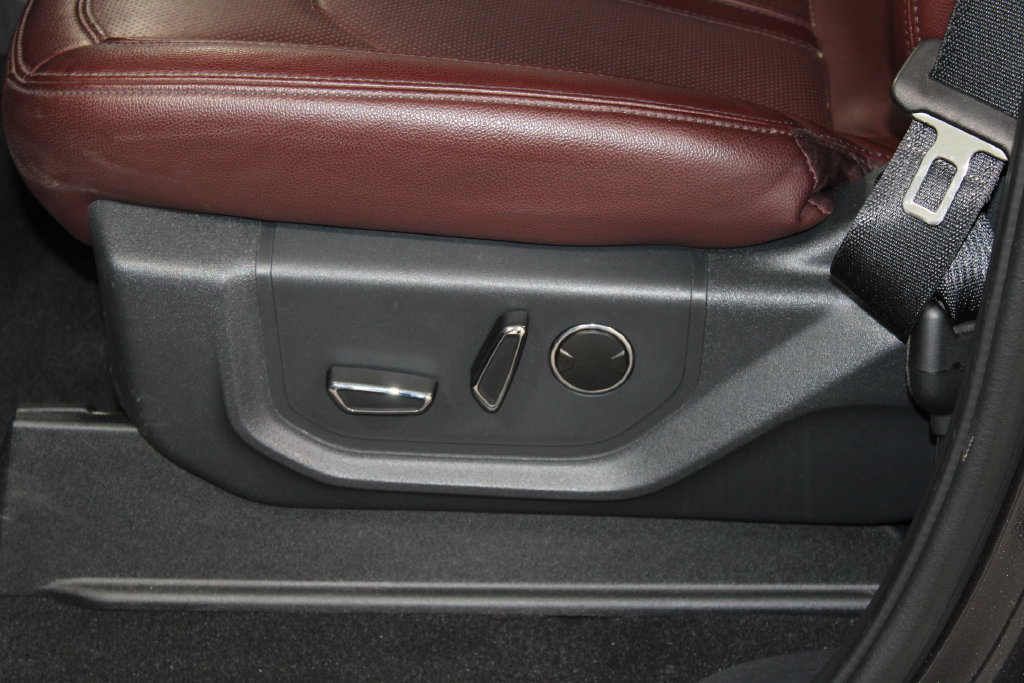 Used 2024 Ford Expedition Limited RWD image 22