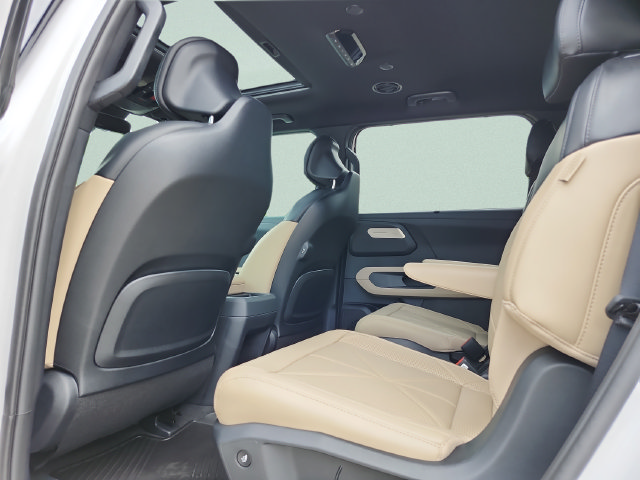 New 2027 Kia Telluride EX FWD image 16