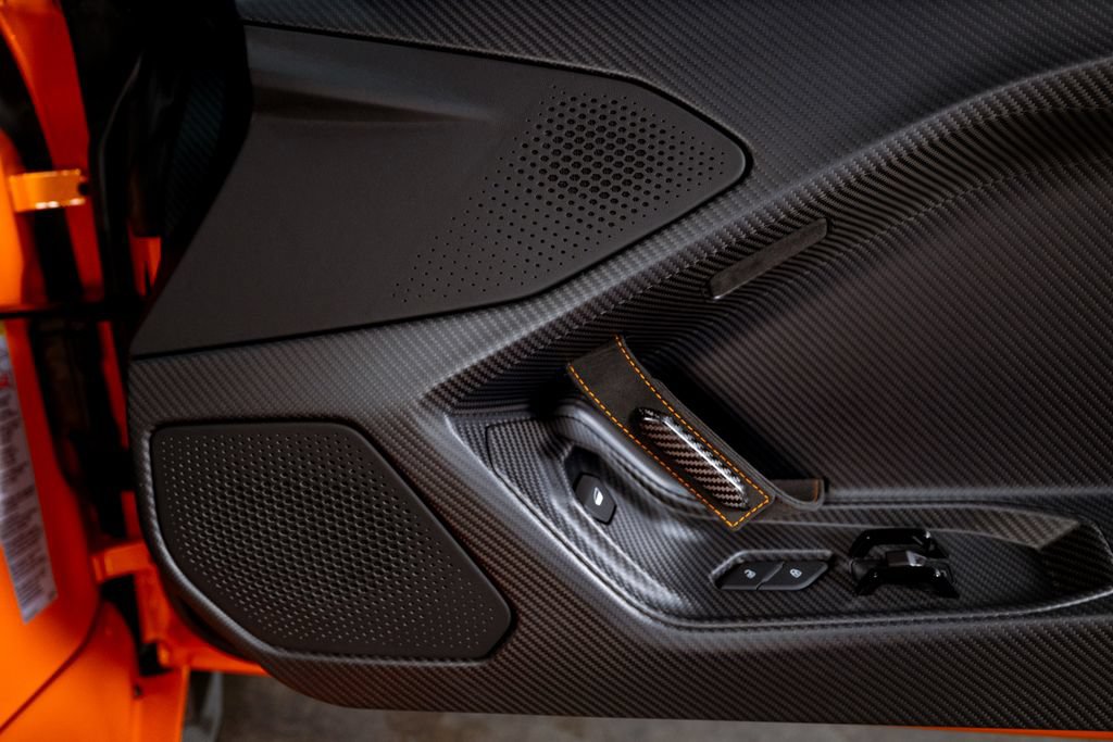 Used 2026 Lamborghini Temerario AWD/4WD image 35