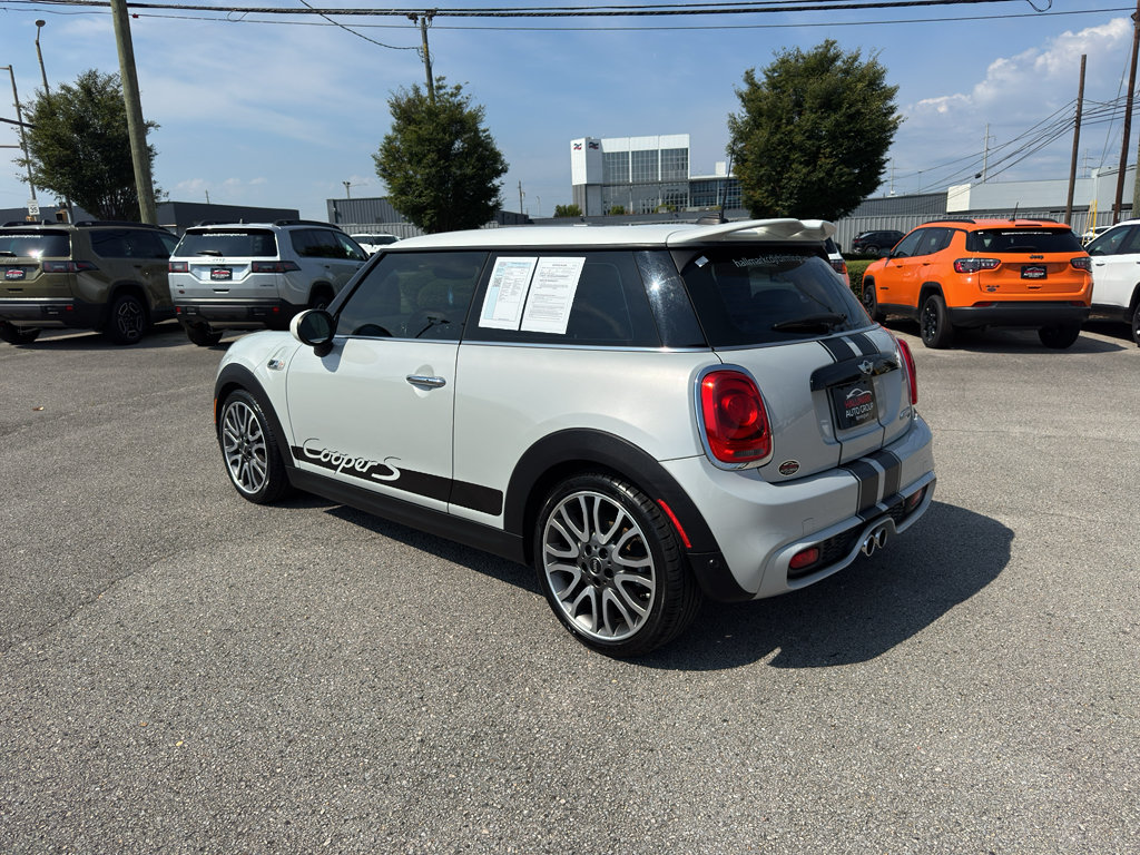 Used 2018 MINI Cooper S FWD image 6