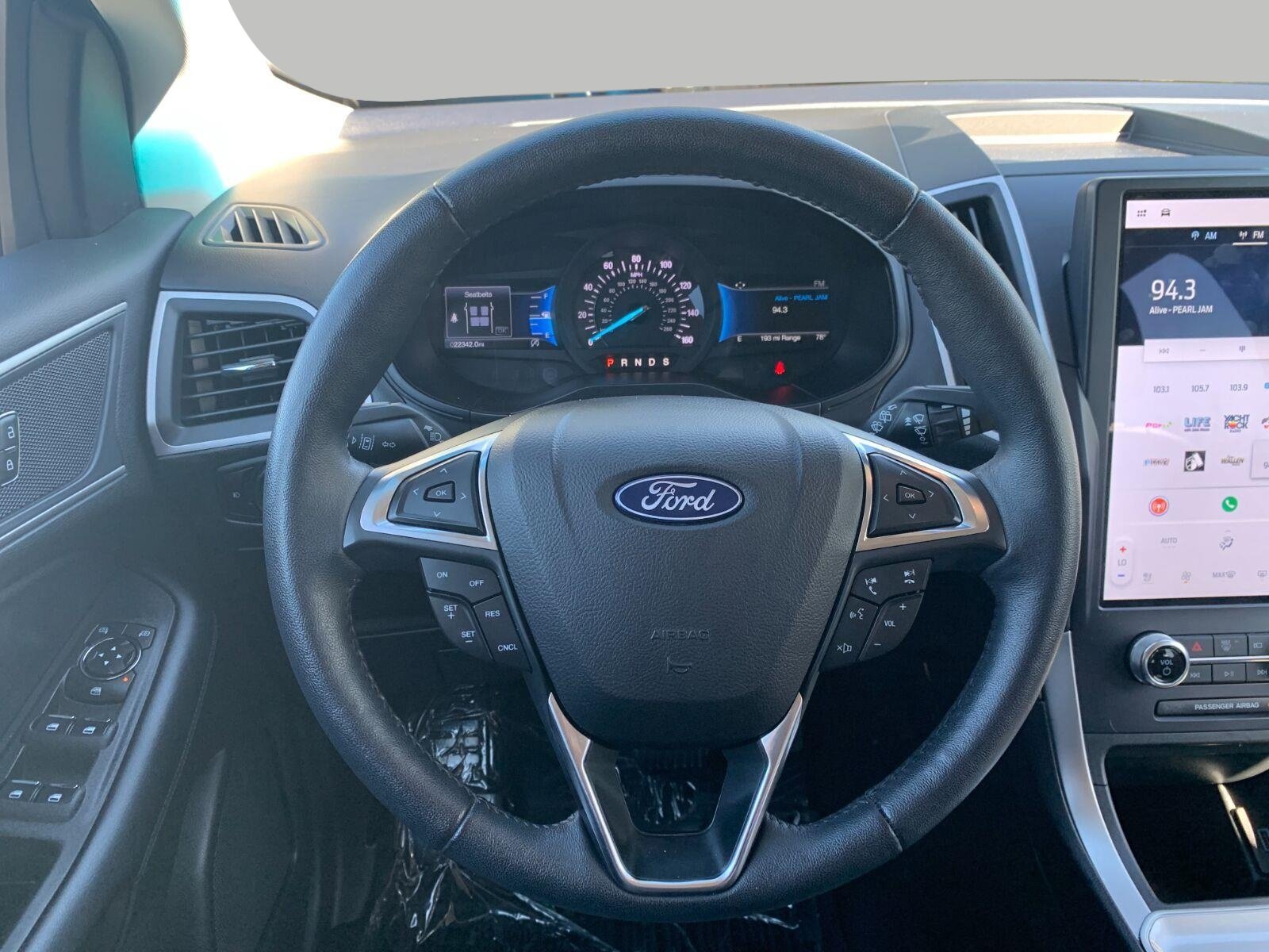 Used 2023 Ford Edge SEL w/ Convenience Package AWD/4WD image 16