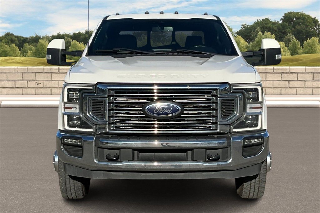 Used 2022 Ford F350 Lariat w/ Lariat Ultimate Package image 3