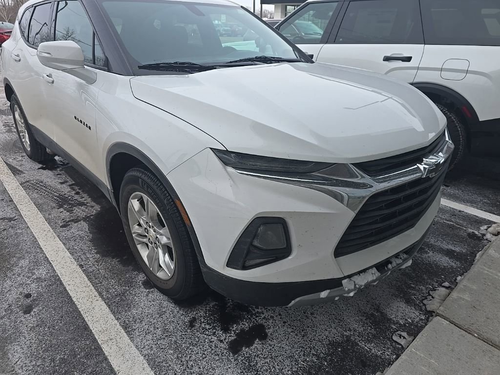 Used 2019 Chevrolet Blazer LT image 2