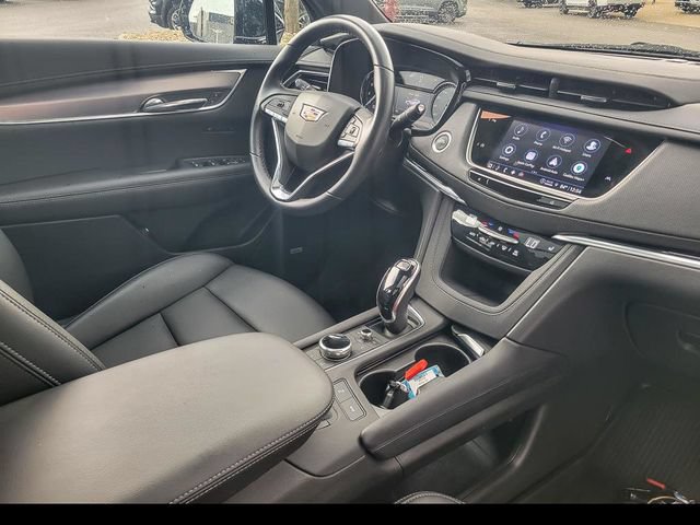 Certified 2023 Cadillac XT6 Luxury w/ LPO, Floor Liner Package AWD/4WD image 34