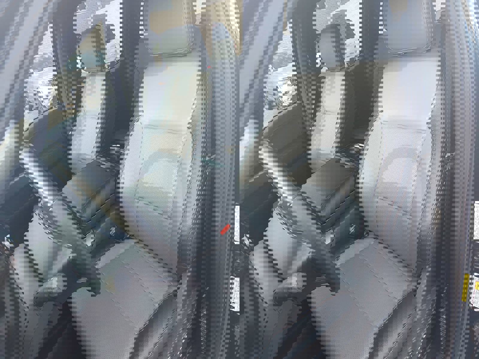 Used 2023 Ford F150 Lightning Lariat AWD/4WD image 17