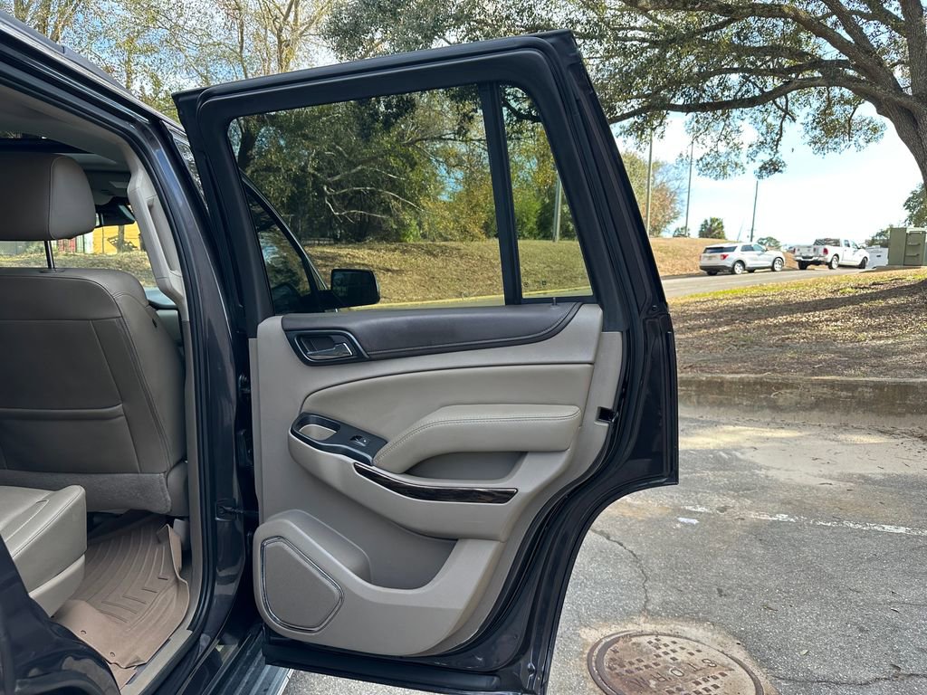 Used 2017 GMC Yukon SLT w/ Premium Edition image 45