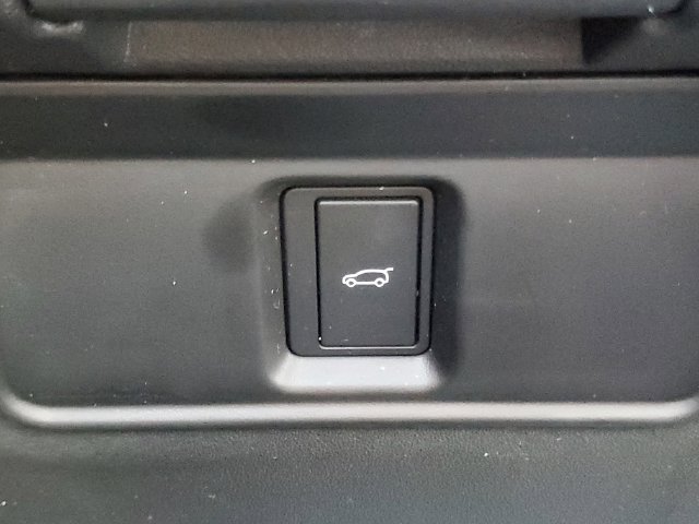Used 2025 Land Rover Discovery Sport S AWD/4WD image 34