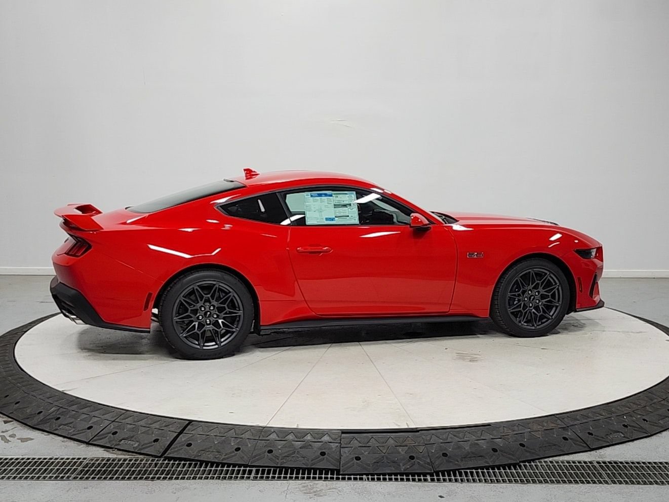 New 2026 Ford Mustang GT Premium w/ GT Performance Package RWD image 8