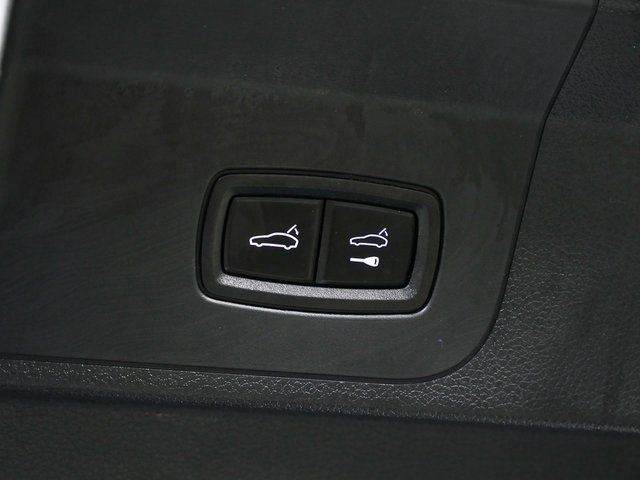 Certified 2023 Porsche Panamera RWD image 32