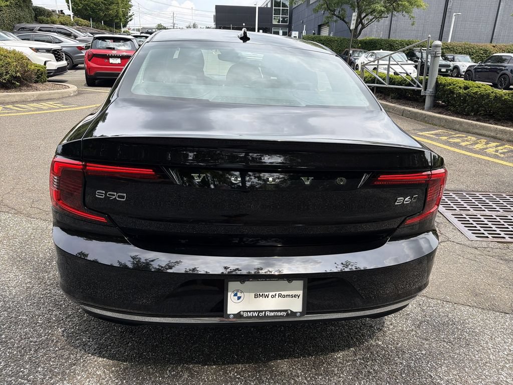 Used 2025 Volvo S90 B6 Plus AWD/4WD image 13