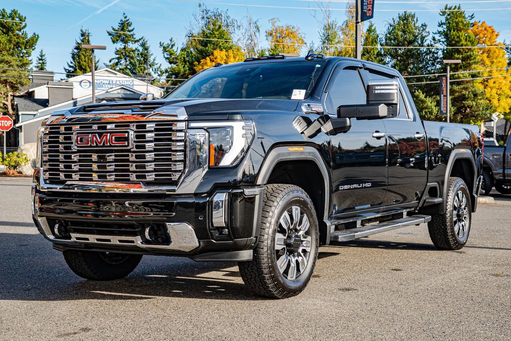 Used 2024 GMC Sierra 3500 Denali w/ Denali Reserve Package image 8
