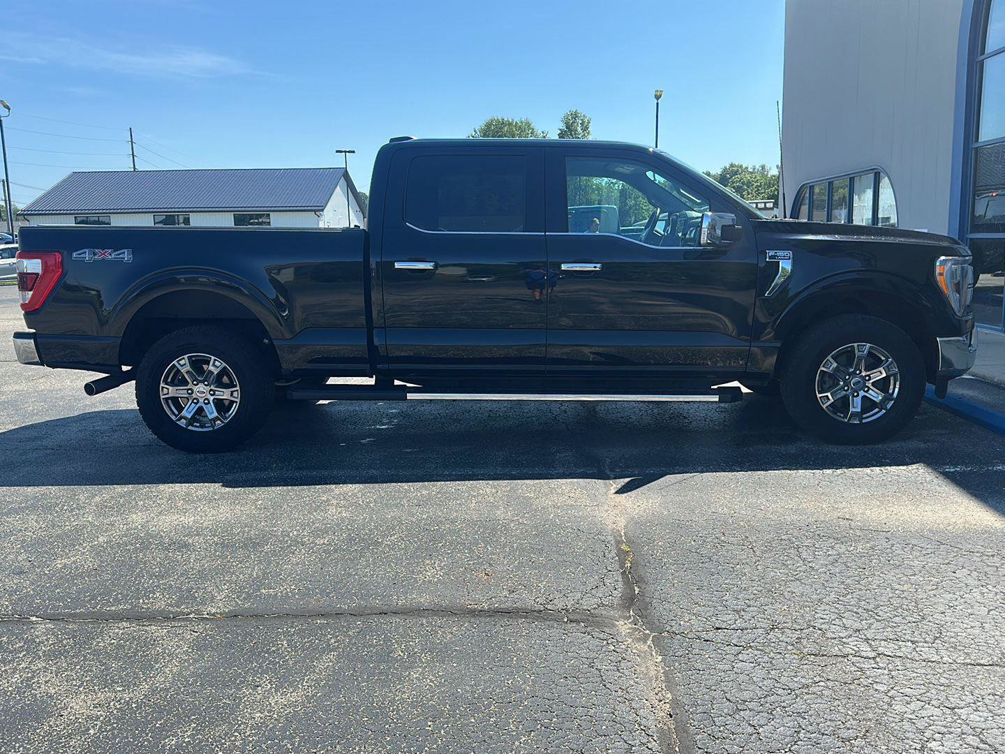 Used 2023 Ford F150 Lariat w/ Trailer Tow Package AWD/4WD image 8