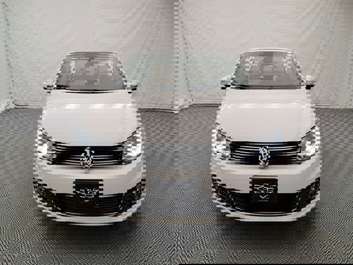 Used 2012 Volkswagen Eos Lux image 2